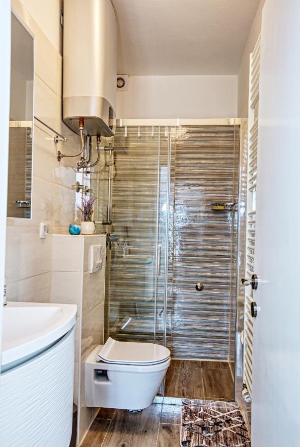 Apartment Tisno 5130C 外观 照片